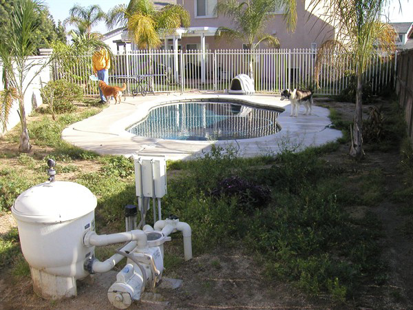 仿真草坪鋪裝前的庭院效果圖