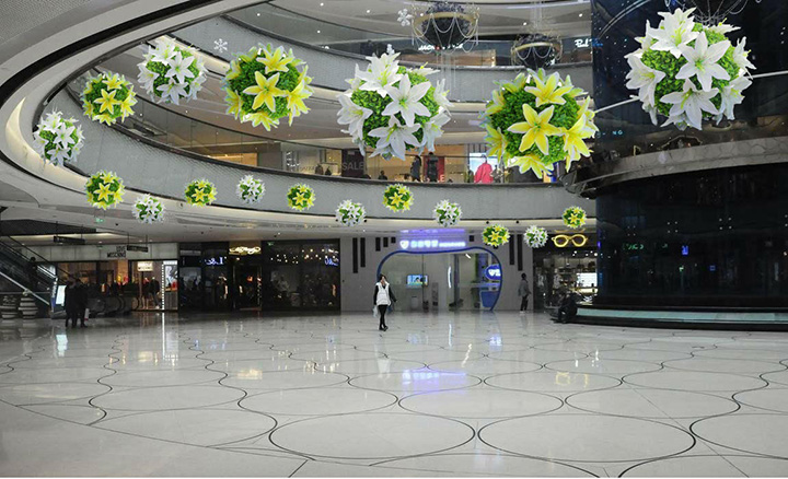 商場假草球球吊頂裝飾