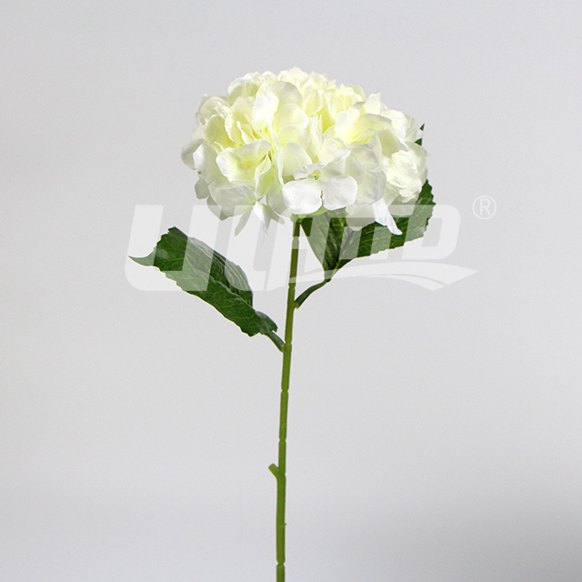 白色仿真絹布花